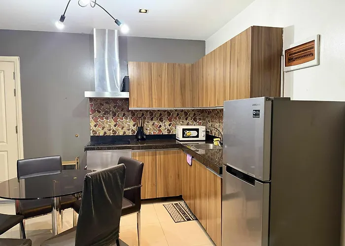 旅馆 The Gramercy Residences - 2 Bedroom With Balcony *