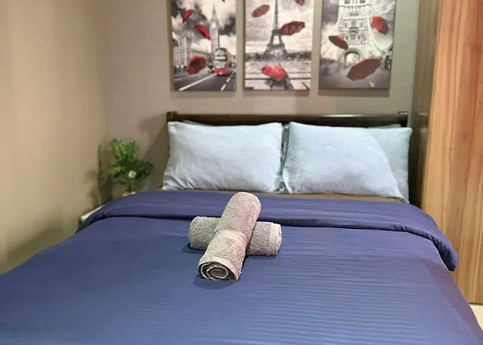 The Gramercy Residences - 2 Bedroom With Balcony 旅馆